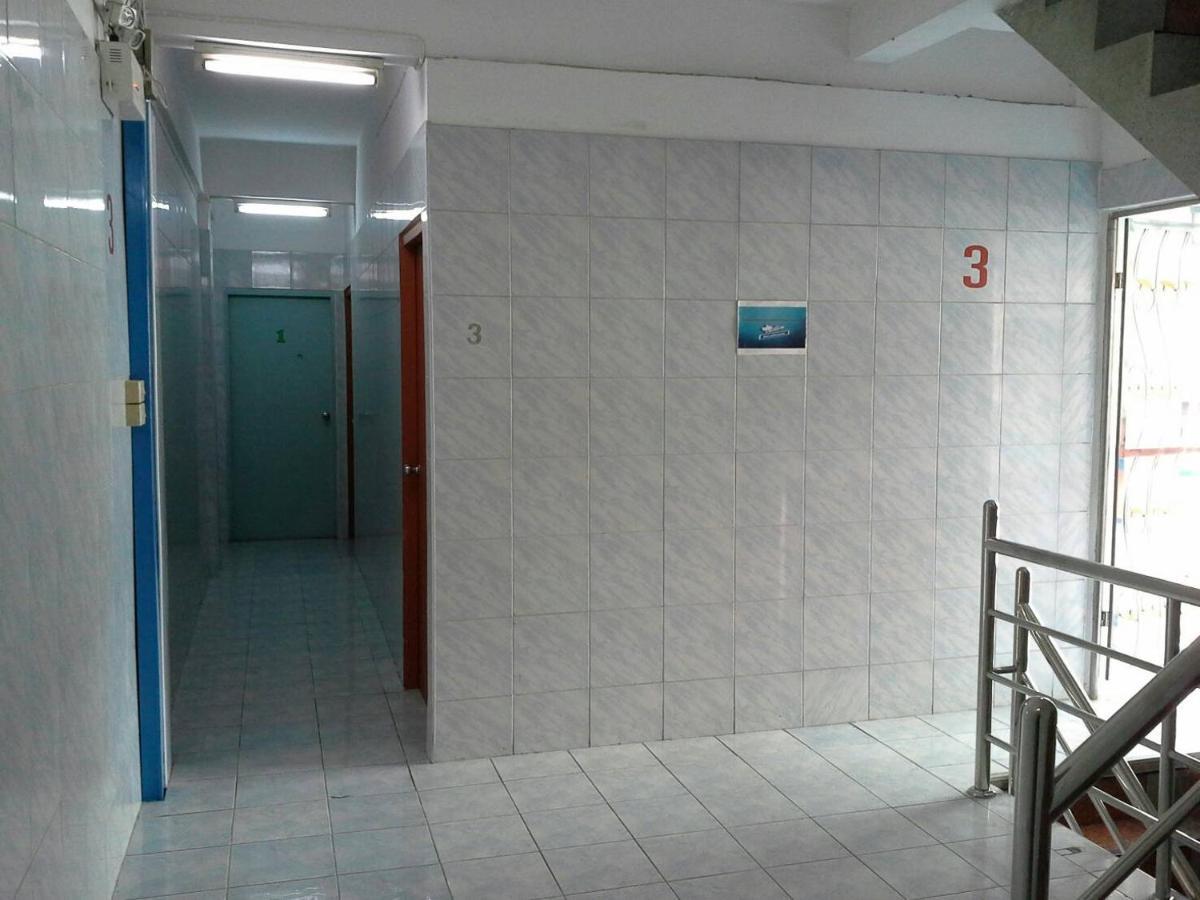 นิว เซนทรัล เกสต์เฮ้าส์ Hotel กรุงเทพมหานคร ภายนอก รูปภาพ