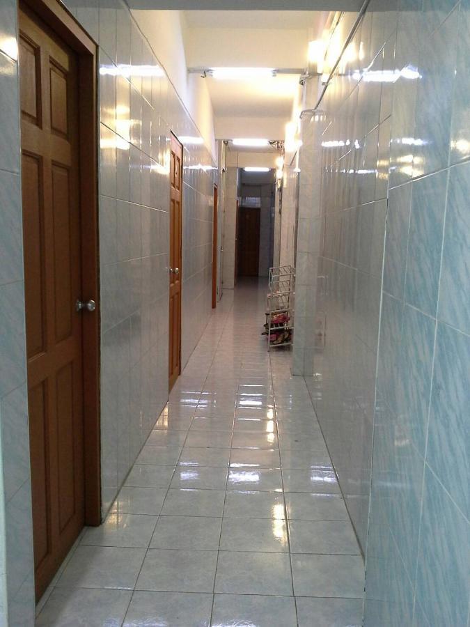 นิว เซนทรัล เกสต์เฮ้าส์ Hotel กรุงเทพมหานคร ภายนอก รูปภาพ